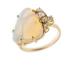 Ring Design 18kt Gelbgold 6,4g Diamanten 0,27ct Opal